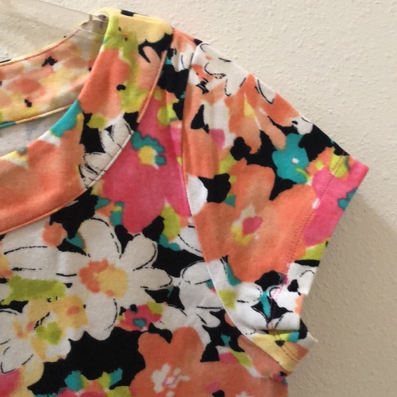 Fun summer Tee - Picture 3 of 5